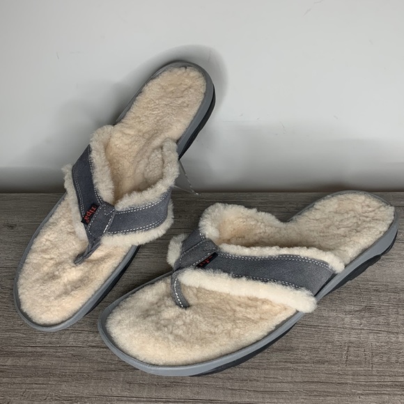 Ripa | Shoes | Ripa Himalayan Cozy Shearling Slipper Sandal Size 2 |  Poshmark